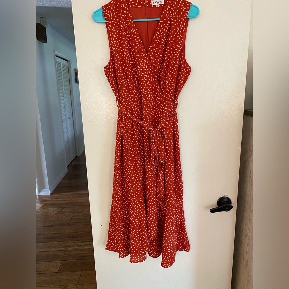 Woman’s dress, size L